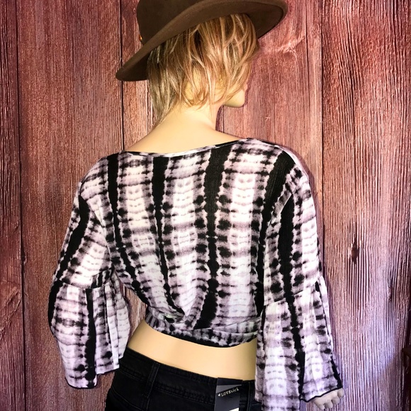 Polly & Esther Crop Top Tie-Dye Small - Picture 5 of 8